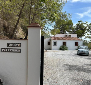 Finca Millantú, Competa